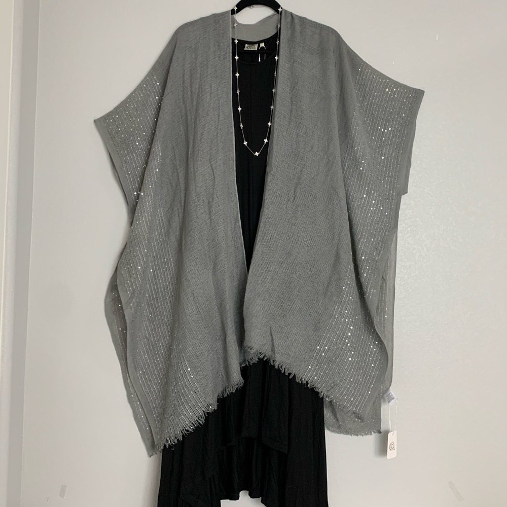 Very Moda Kimono Sequin Natural Wash Gray   OS NWT